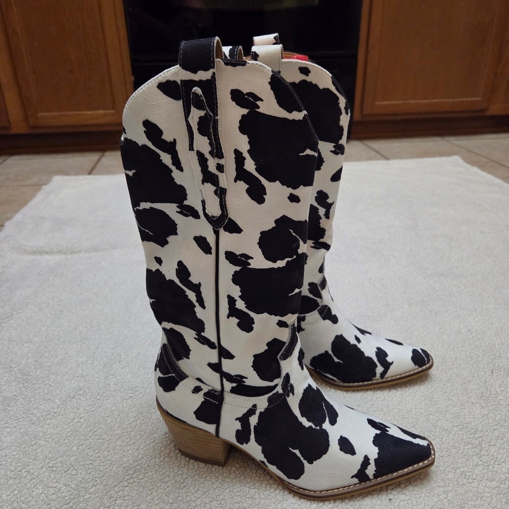 A Rider Girl Hadie Cow Womens White Black Cow Print Western Cowboy Boots Size 8